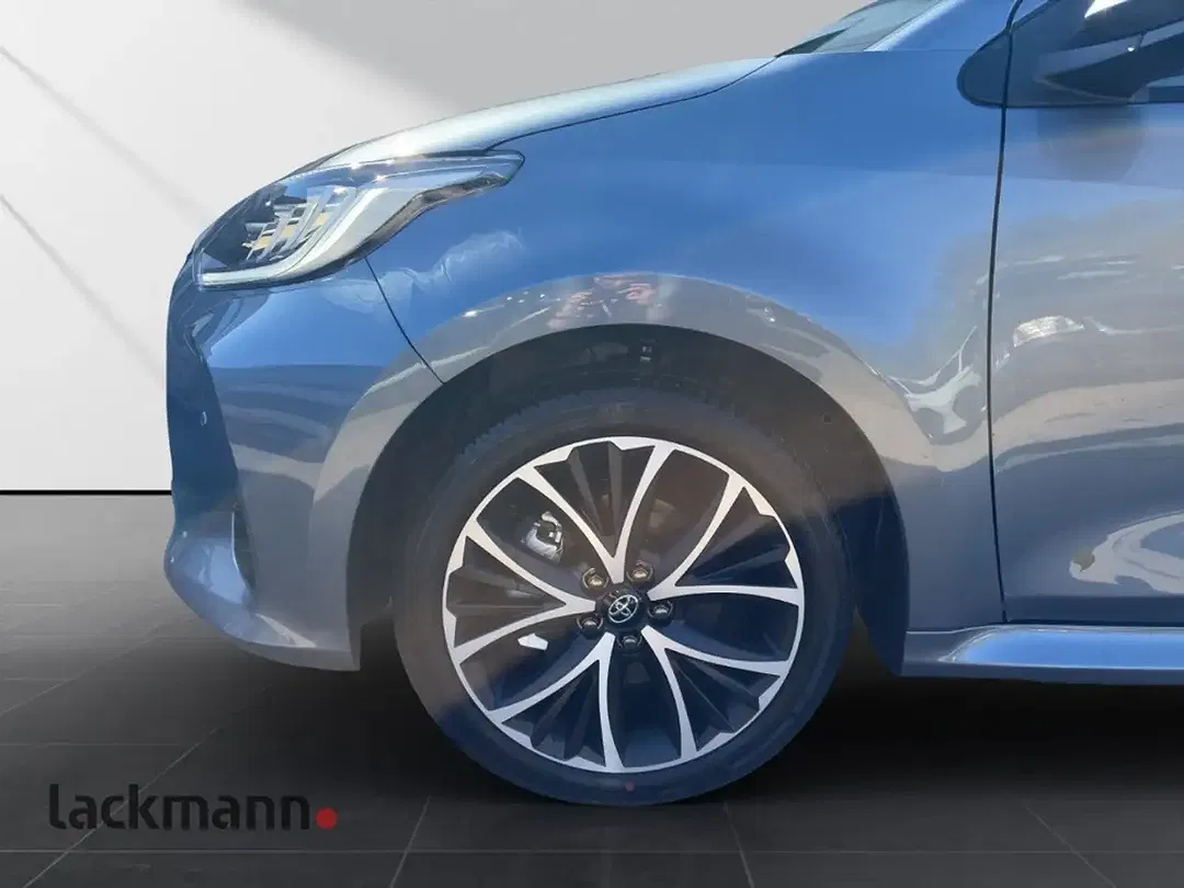 Toyota Yaris - Thumbnail 14