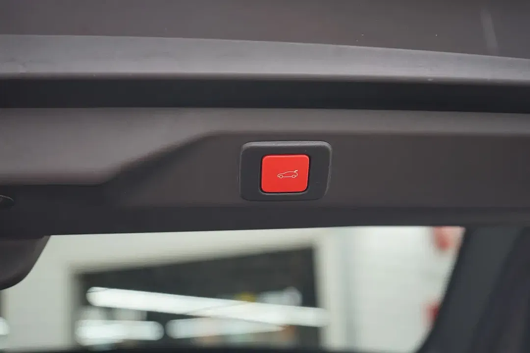 Peugeot 3008 - Thumbnail 8