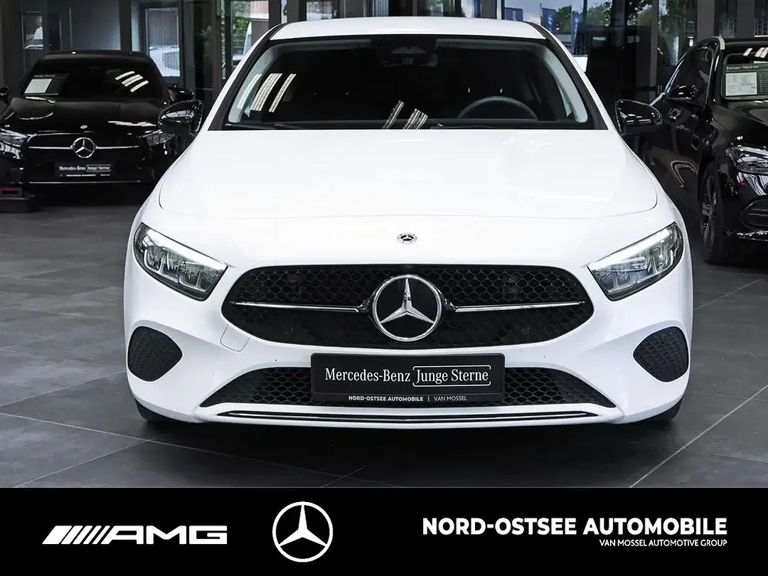 Mercedes-Benz A 180 - Thumbnail 2