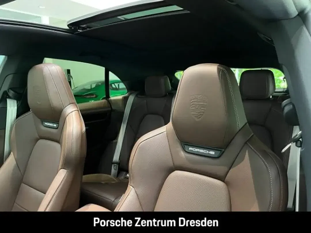 Porsche Macan - Thumbnail 15