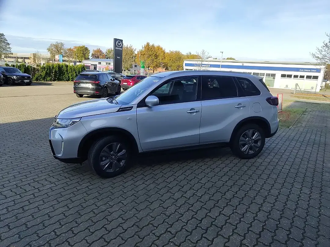 Suzuki Vitara - Thumbnail 2