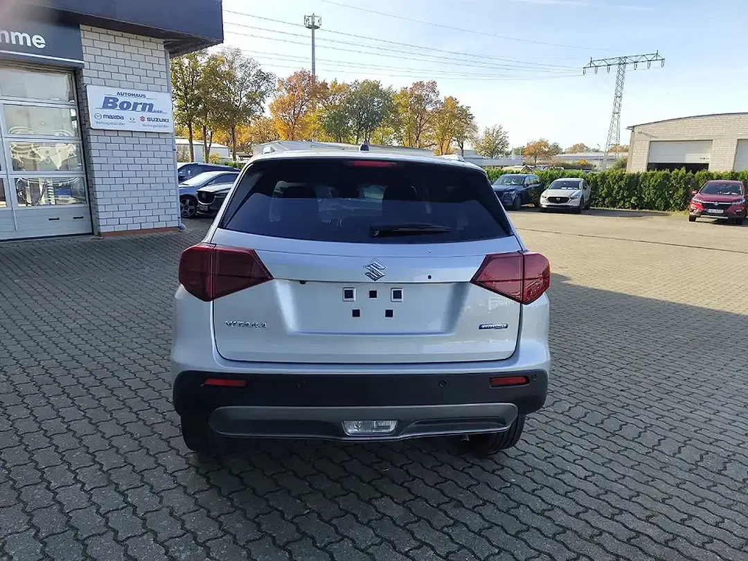 Suzuki Vitara - Thumbnail 3