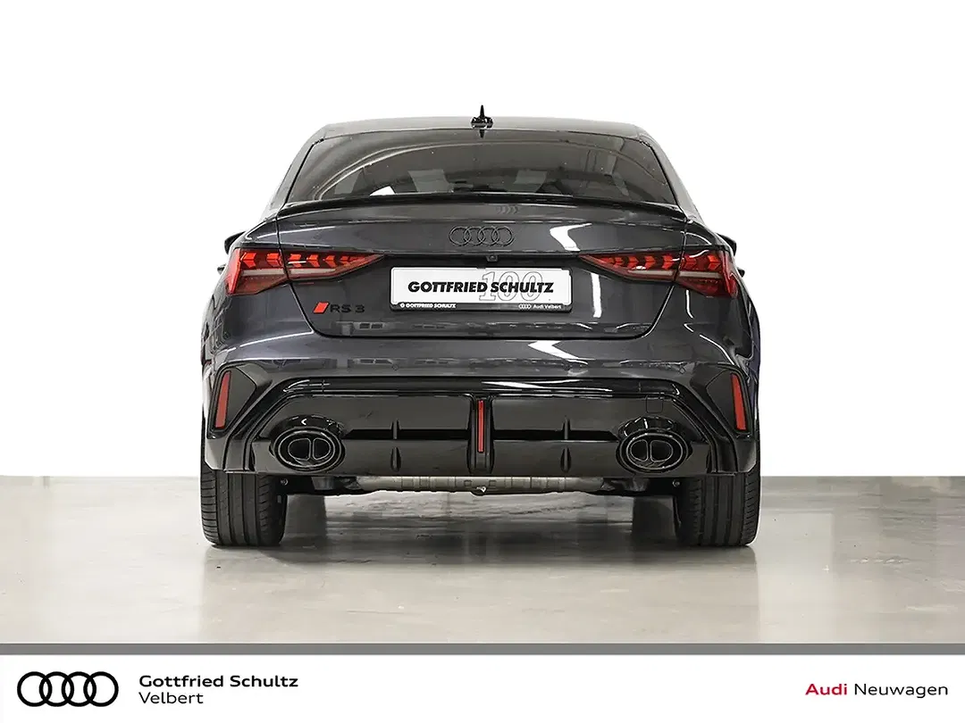 Audi RS3 - Thumbnail 5