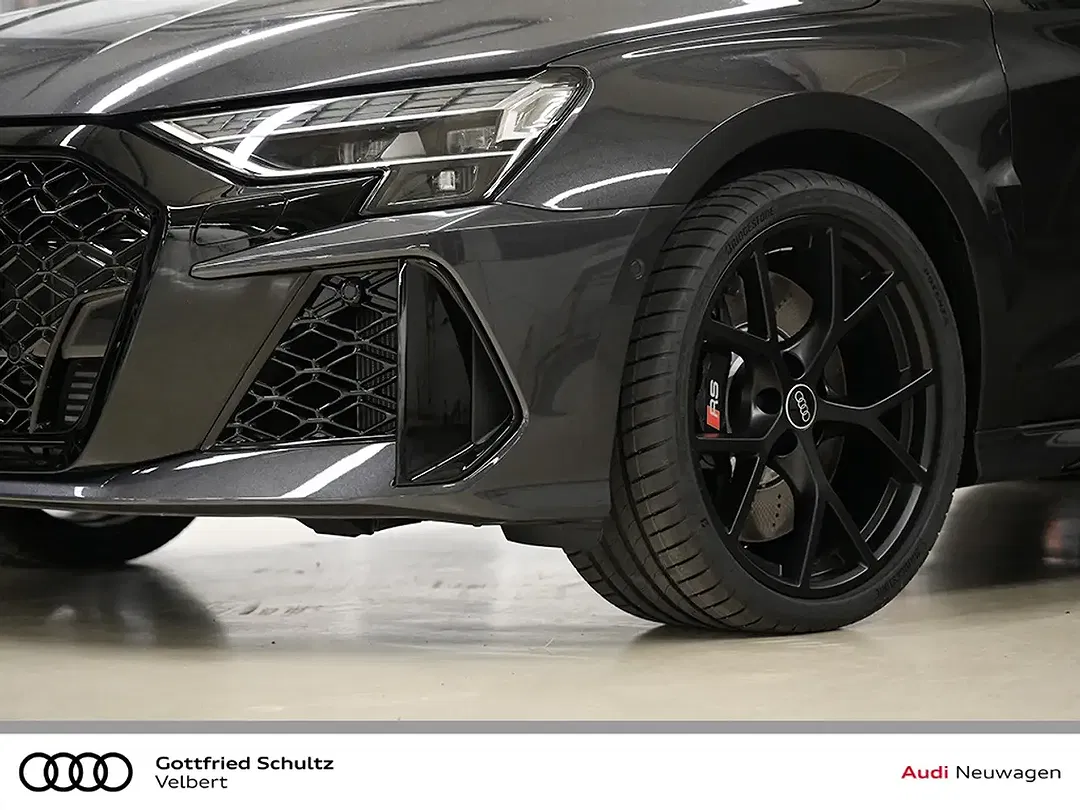 Audi RS3 - Thumbnail 6