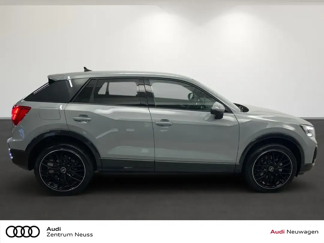 Audi Q2 - Thumbnail 3