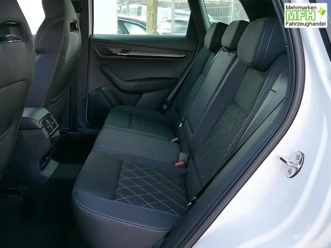 Skoda Karoq - Thumbnail 9