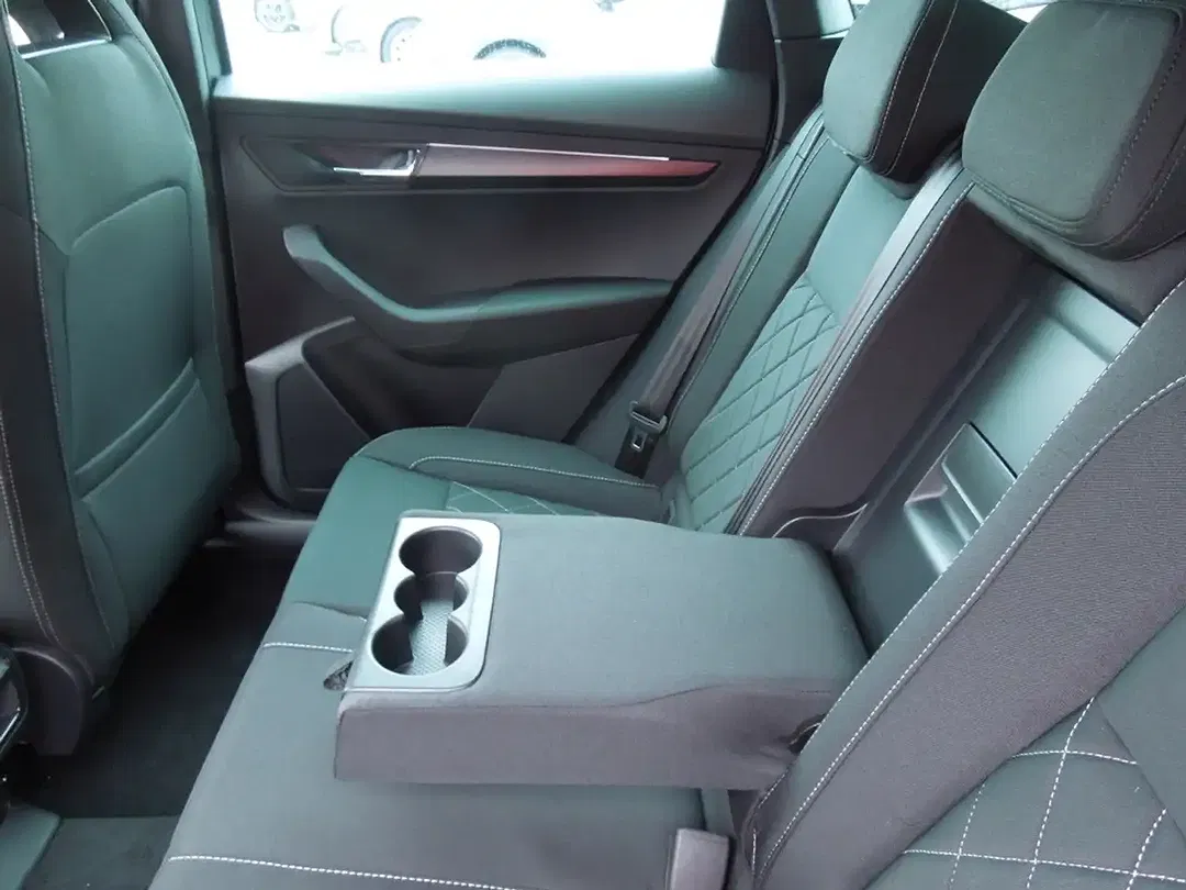 Skoda Karoq - Thumbnail 12