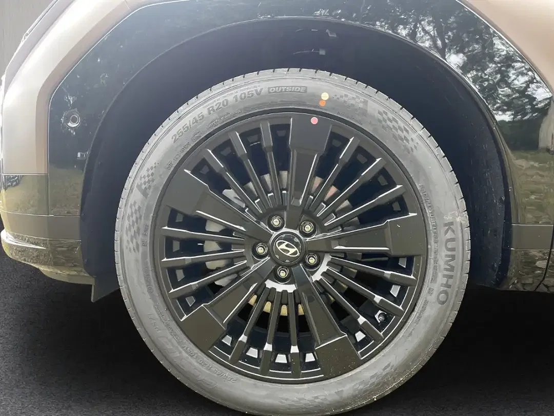 Hyundai SANTA FE - Thumbnail 11
