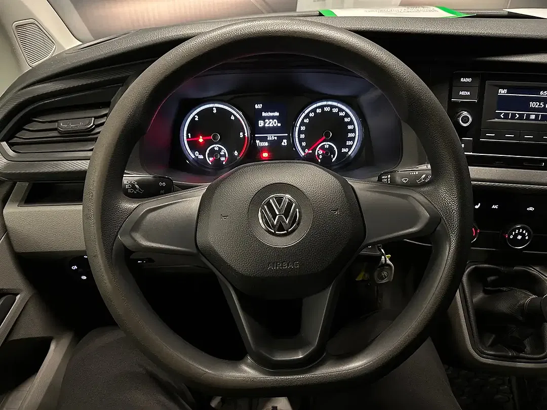 Volkswagen Transporter - Thumbnail 15