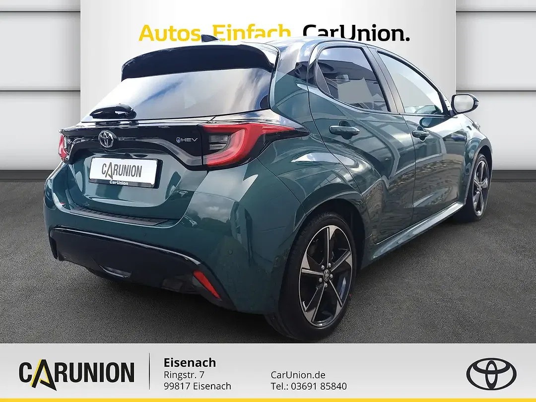Toyota Yaris - Thumbnail 4