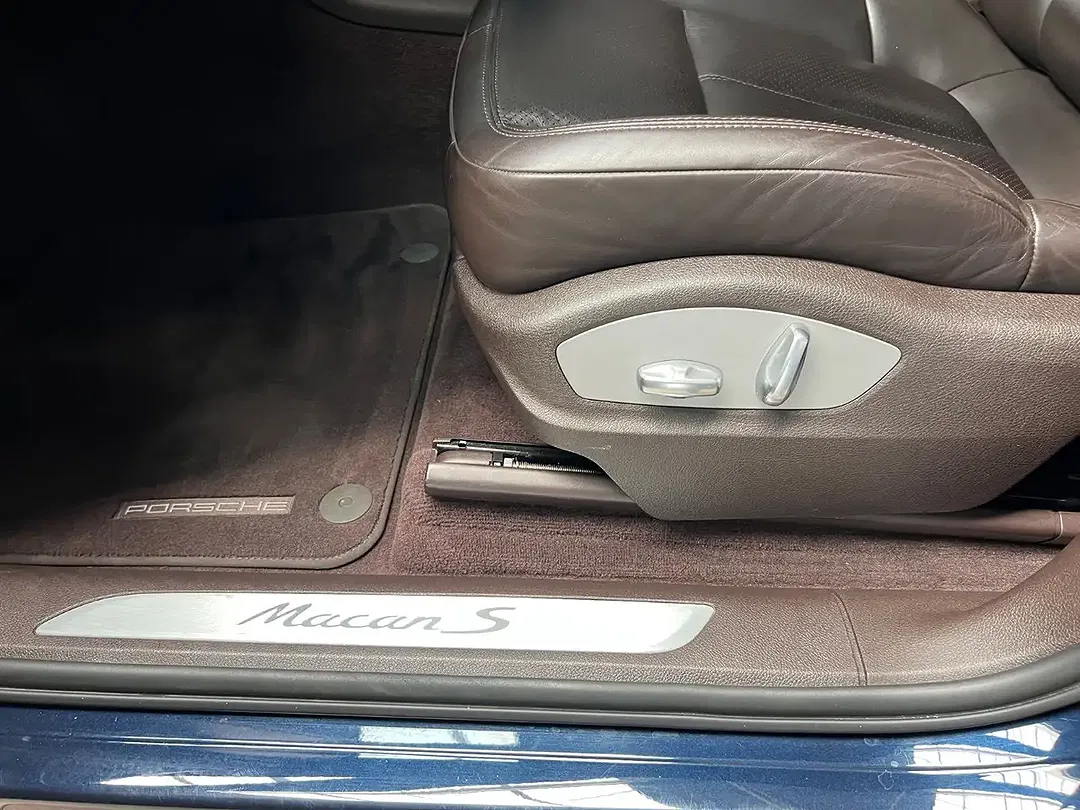 Porsche Macan - Thumbnail 15