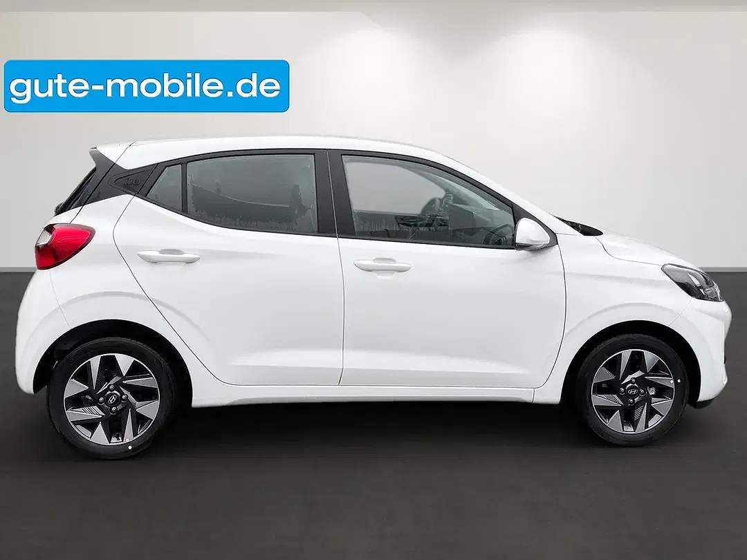Hyundai i10 - Thumbnail 3