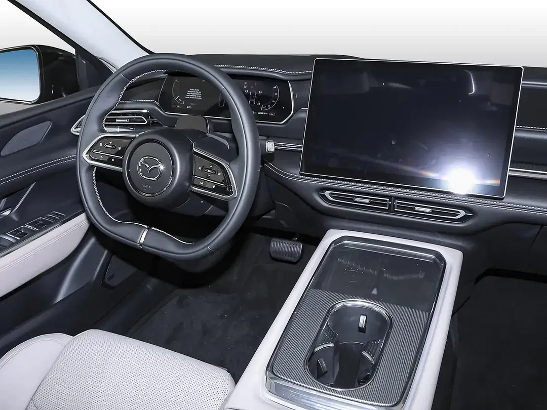 Mazda 6e - Thumbnail 8