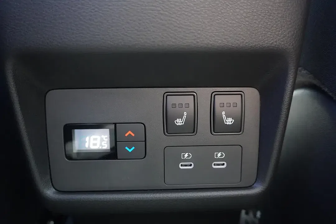Nissan X-Trail - Thumbnail 9