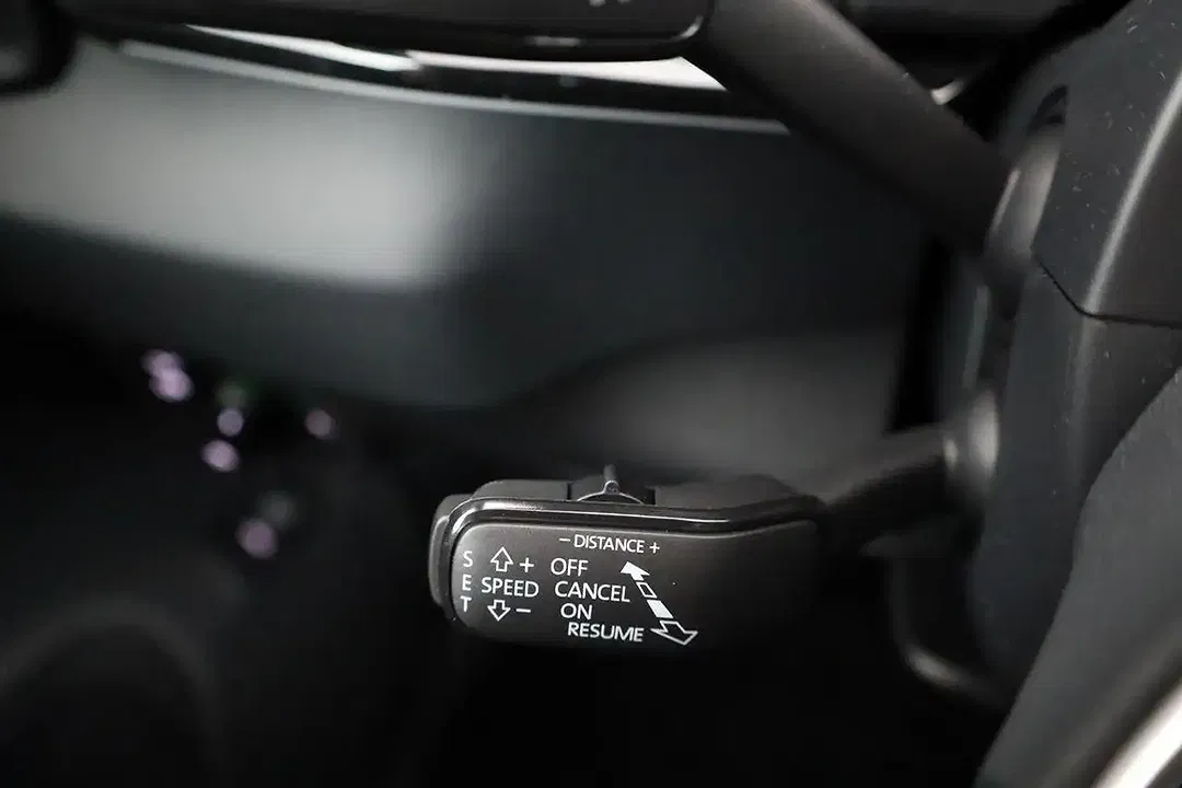 Skoda Karoq - Thumbnail 10