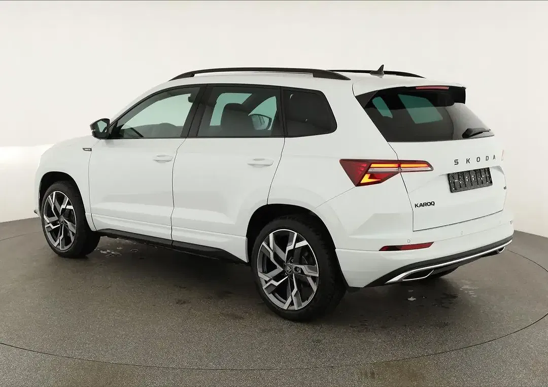 Skoda Karoq - Thumbnail 4