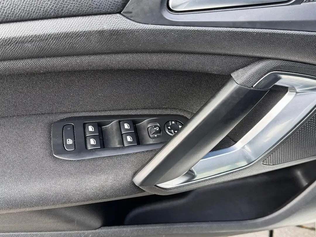 Peugeot 308 - Thumbnail 15