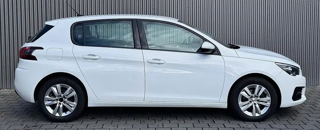Peugeot 308 - Thumbnail 4