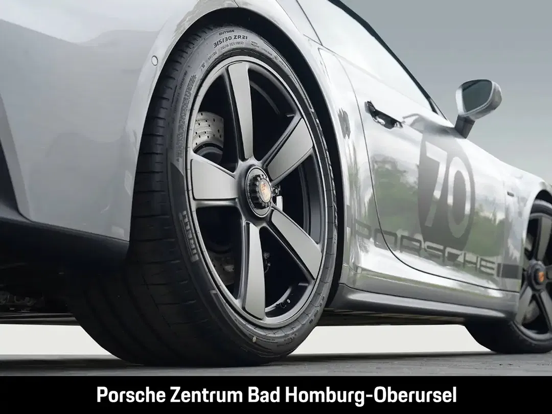Porsche 992 - Thumbnail 14