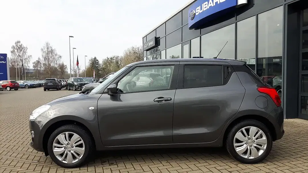 Suzuki Swift - Thumbnail 5
