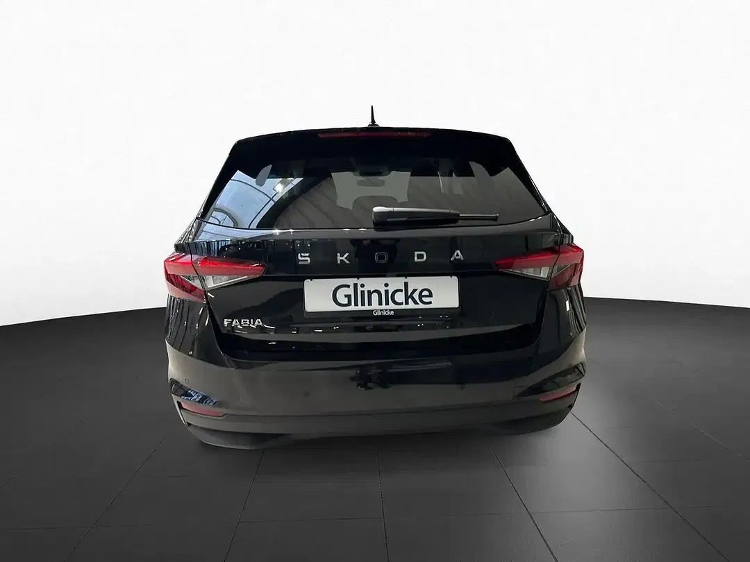 Skoda Fabia - Thumbnail 4