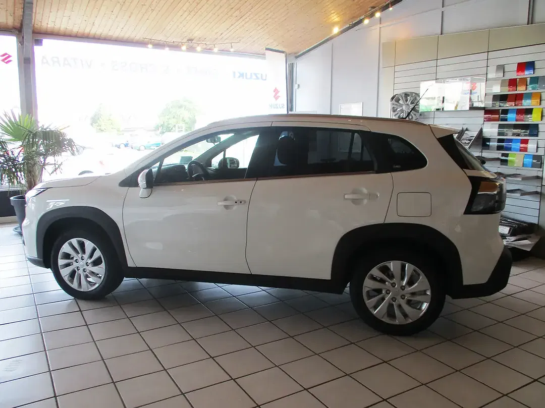 Suzuki S-Cross - Thumbnail 11
