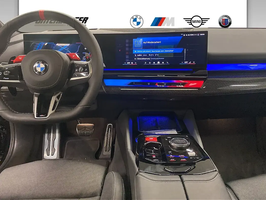BMW M5 - Thumbnail 7