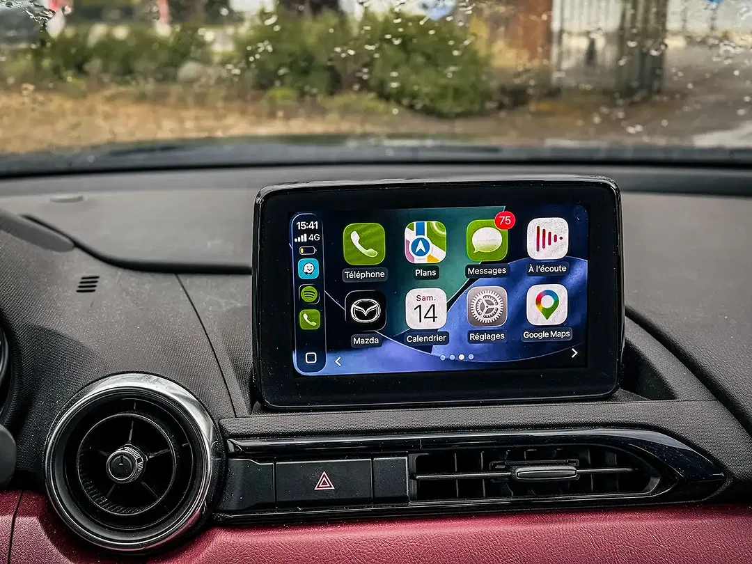 Mazda MX-5 - Thumbnail 10