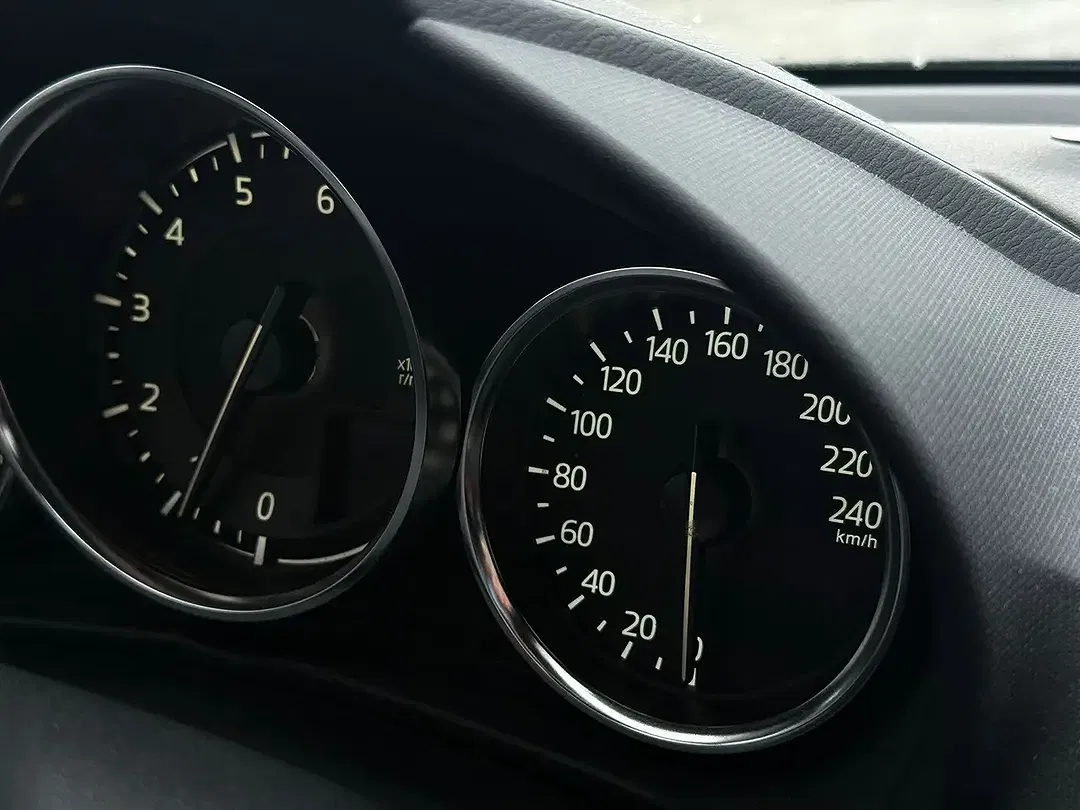 Mazda MX-5 - Thumbnail 12