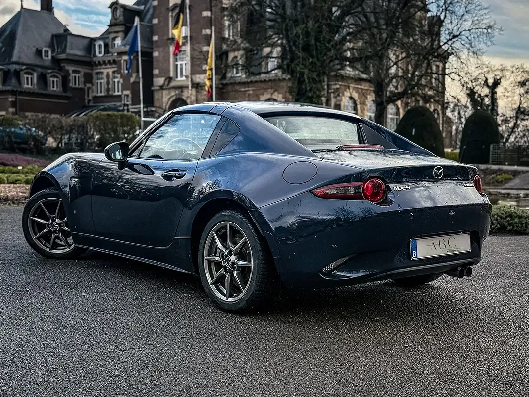 Mazda MX-5 - Thumbnail 2