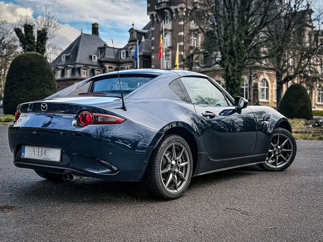 Mazda MX-5 - Thumbnail 3