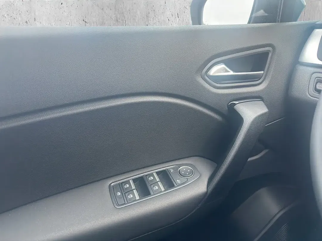 Mitsubishi ASX - Thumbnail 13