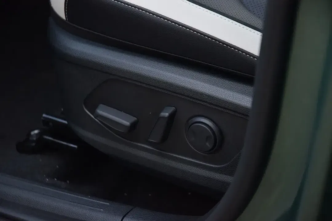 Kia Sportage - Thumbnail 11