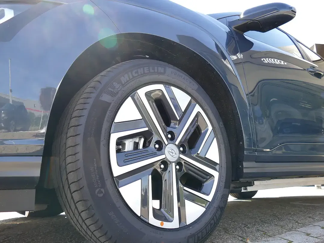 Hyundai KONA - Thumbnail 15