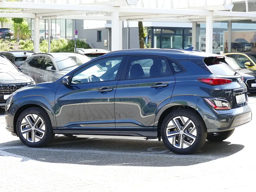 Hyundai KONA - Thumbnail 4