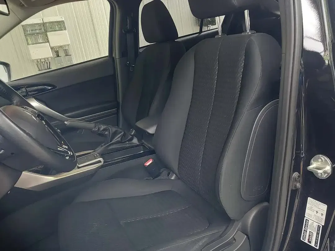 Mitsubishi Eclipse Cross - Thumbnail 13