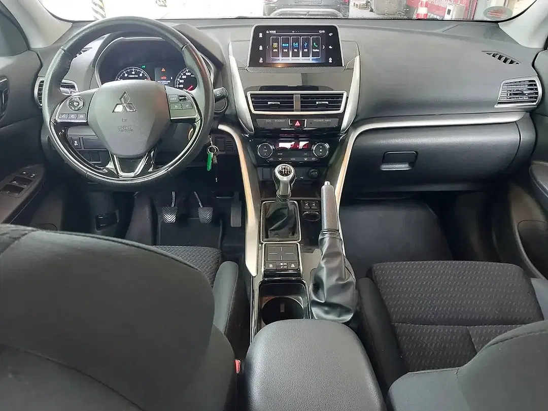 Mitsubishi Eclipse Cross - Thumbnail 9