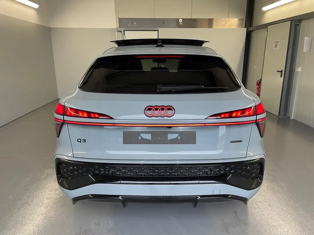 Audi Q3 - Thumbnail 5