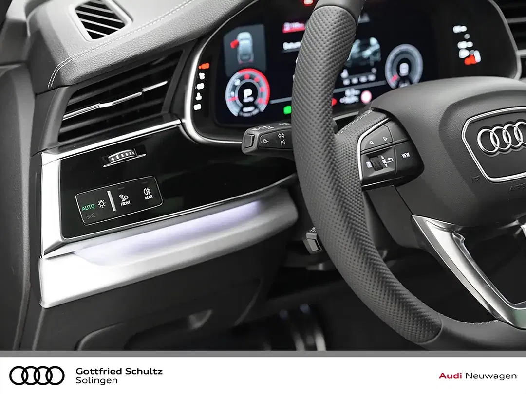 Audi Q7 - Thumbnail 10