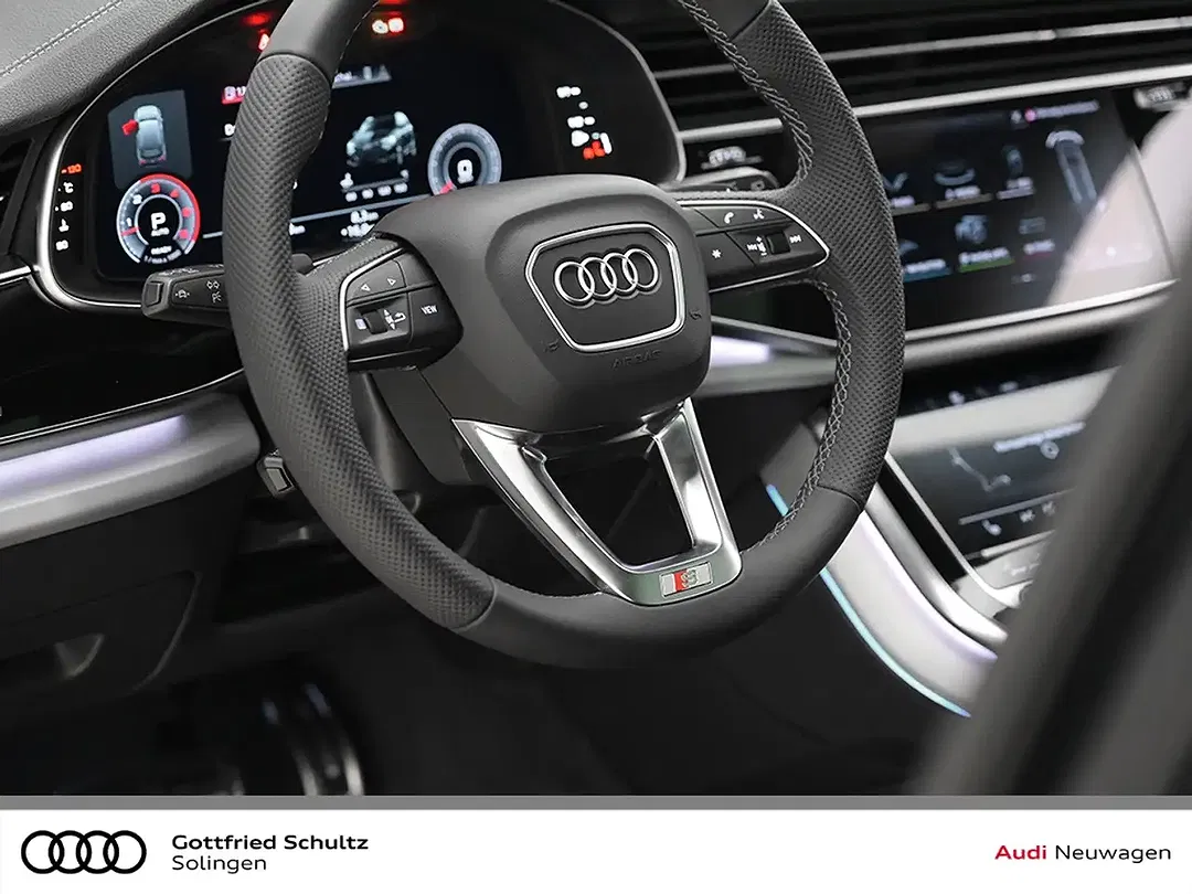 Audi Q7 - Thumbnail 11