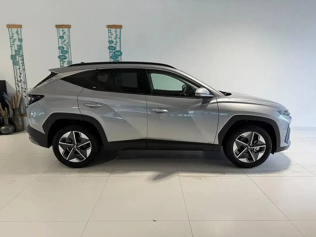Hyundai TUCSON - Thumbnail 4