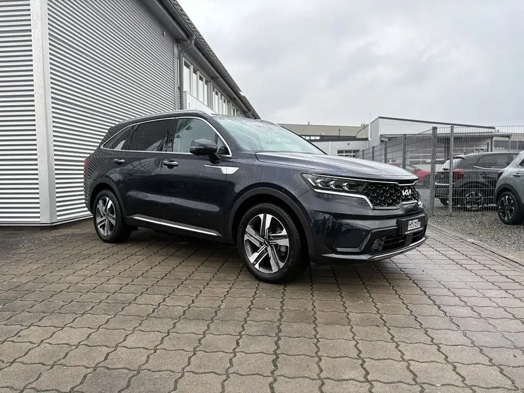 Kia Sorento - Thumbnail 3