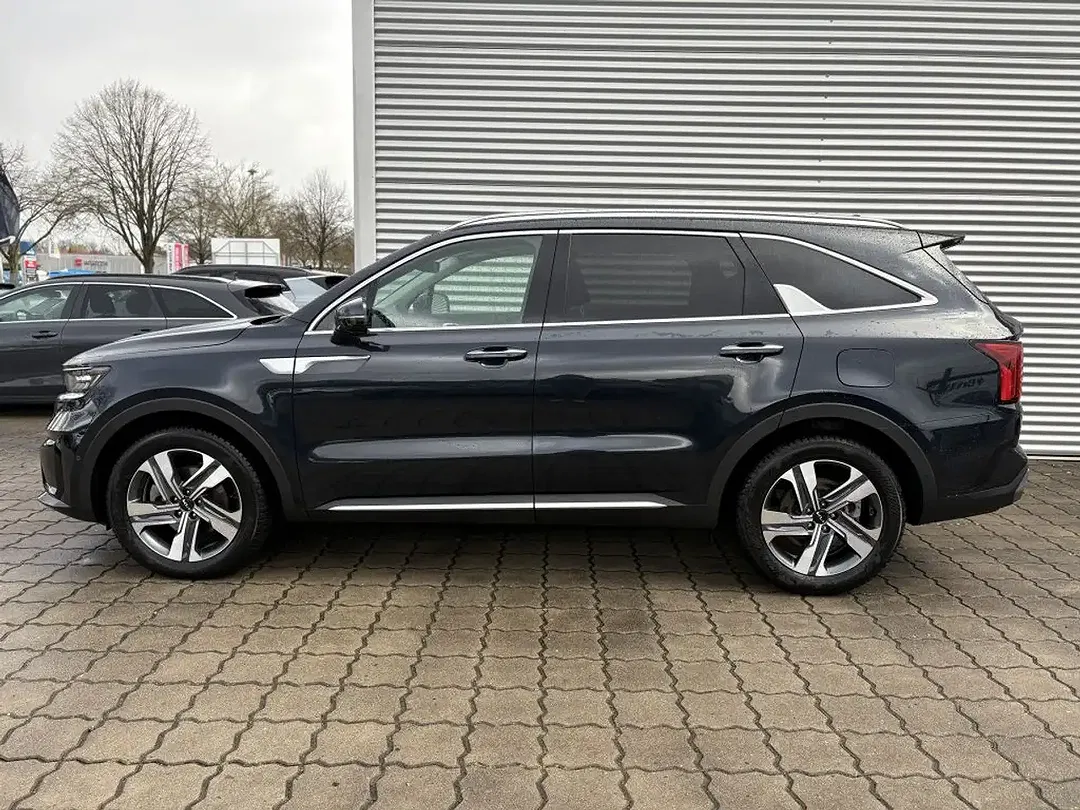 Kia Sorento - Thumbnail 4