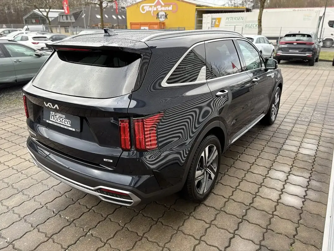 Kia Sorento - Thumbnail 6
