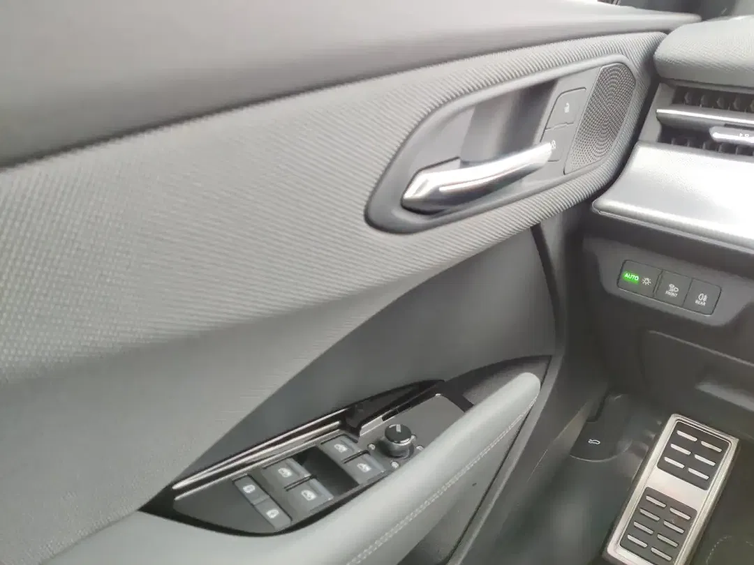 Audi Q3 - Thumbnail 14