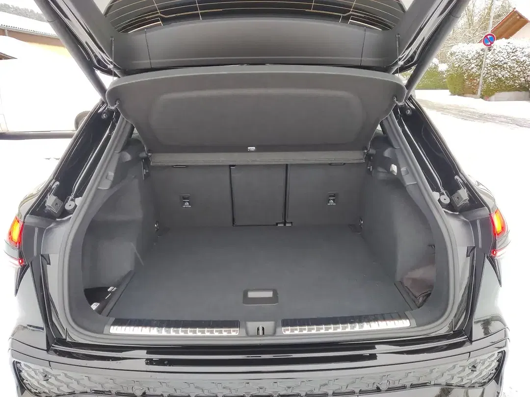 Audi Q3 - Thumbnail 15