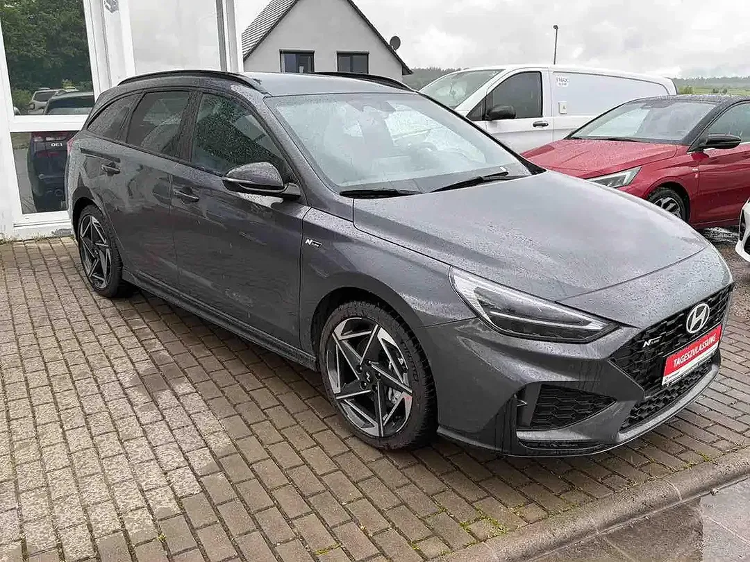 Hyundai i30 - Thumbnail 3