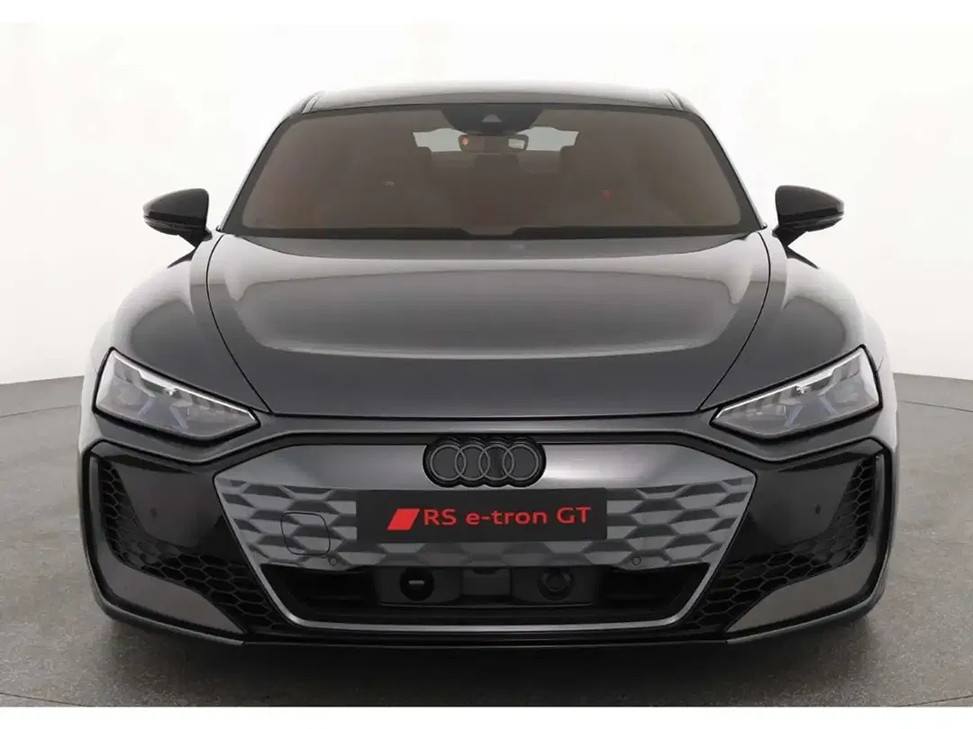 Audi e-tron - Thumbnail 2