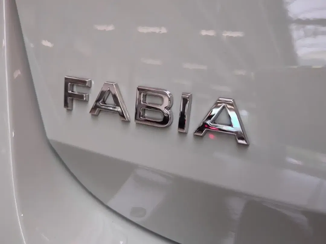 Skoda Fabia - Thumbnail 13