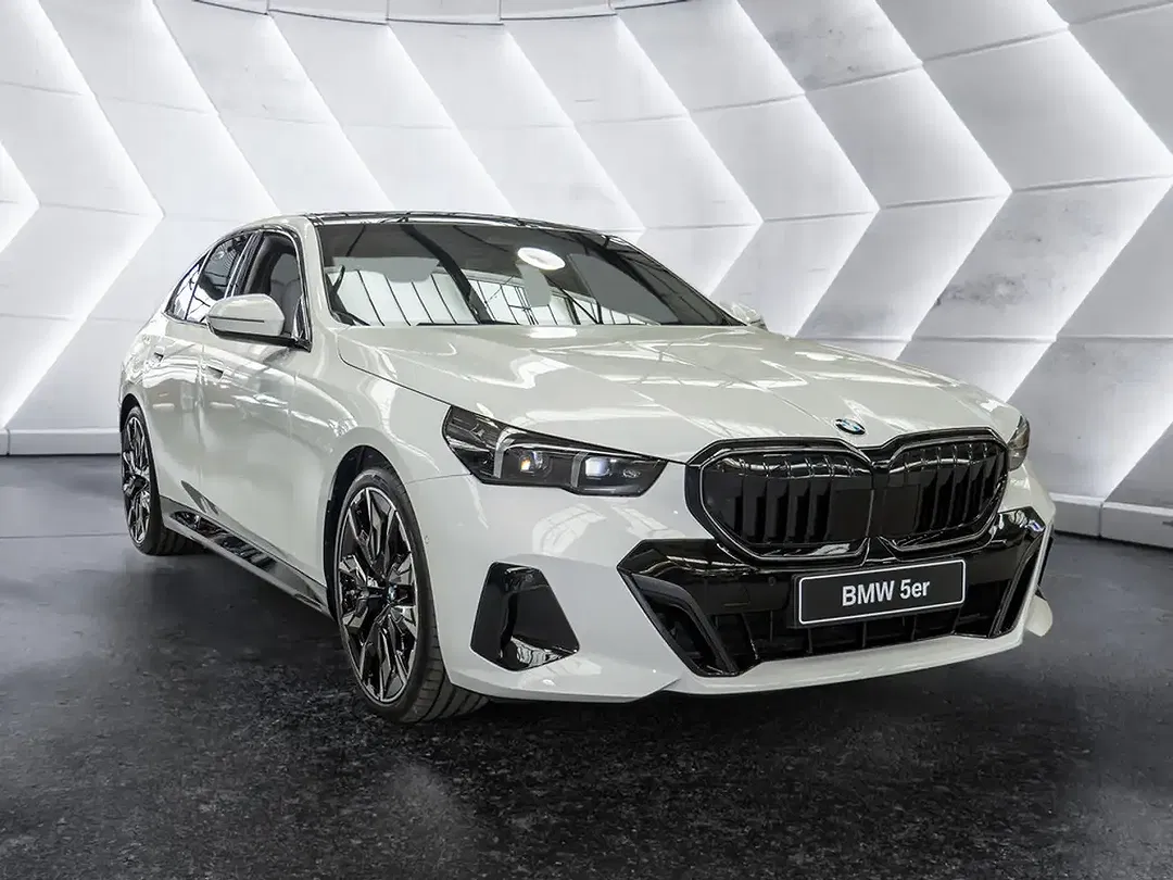 BMW 520 - Thumbnail 2
